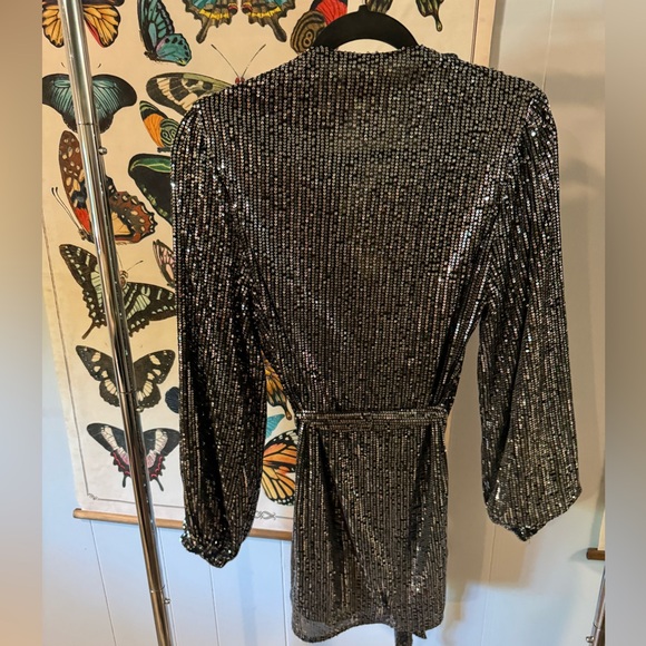 Sequin Sparkle Dress - Picture 4 of 5